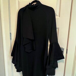 FLATTERING BLACK MEDIUM DRESS